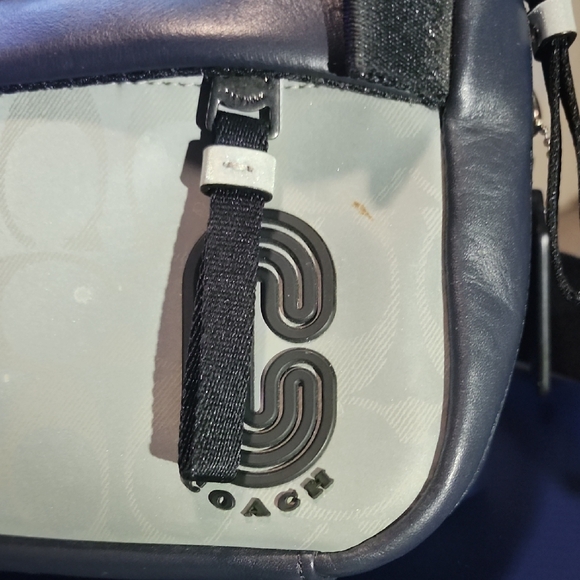 Coach Men's Navy and Light Gray Cross Body Or Belt Bag - Picture 4 of 5